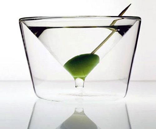 Verre martini Top 25 des verres insolites au design original (mais pas pratique pour boire)