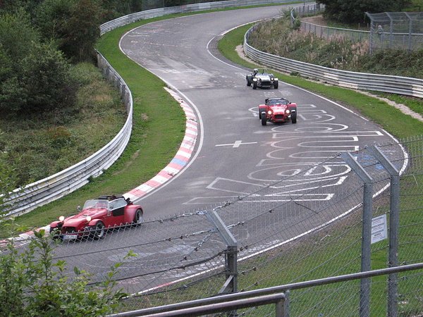 800px-Nurburgring_lap