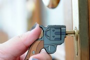 cle pistolet
