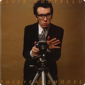 Elvis Costello Top 40 des pochettes dalbums qui se ressemblent (méchamment)
