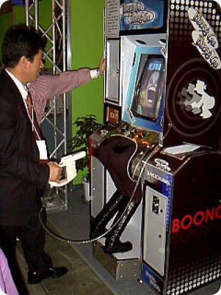 Juri-Doigt dans le Cul Juri Doigt dans le Cul Top 10 des jeux d’arcade stupides que l’on trouve au Japon