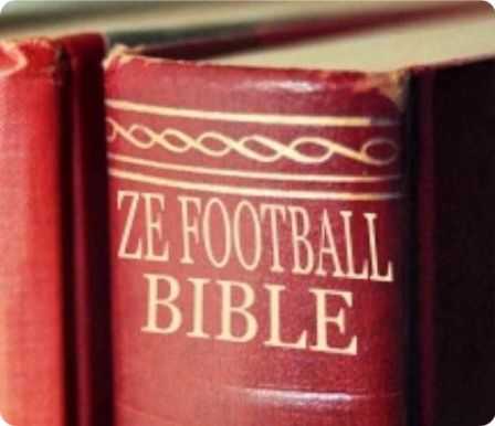 zebible.jpg, dec 2008 .zebible m Top 10 des vraies lois du foot qui nous les brisent un chouilla