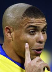 Top 11 des plus belles coiffures de footeux... et des tronches qui vont avec coiffure11 Top 11 des plus belles coiffures de footeux... et des tronches qui vont avec