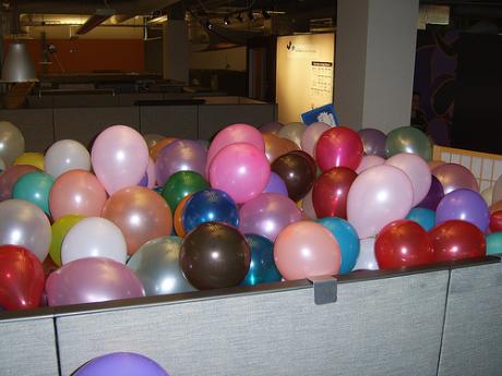 office12 Top 12 des pires bureaux re décorés par vos petits rigolos de collègues