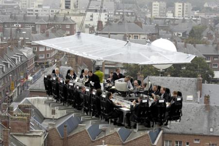 Top 10 des restaurants insolites où emmener votre dulcinée pour faire un effet whaaa resto02 Top 10 des restaurants insolites où emmener votre dulcinée pour faire un effet whaaa