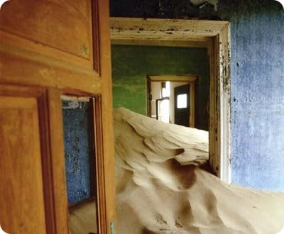 Top 10 des villes fantômes quon a envie de traverser le temps de quelques photos ville fantome 1 Top 10 des villes fantômes quon a envie de traverser le temps de quelques photos