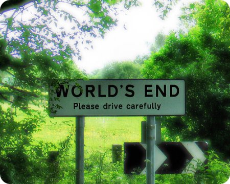 Top 10 des catastrophes prévues par les détracteurs du LHC world end LHC Top 10 des catastrophes prévues par les détracteurs du LHC